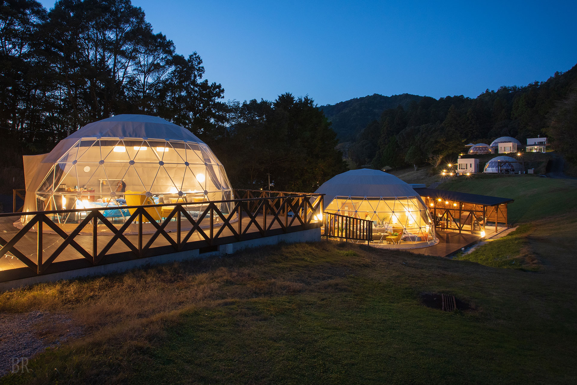 SKYHILL GLAMPING